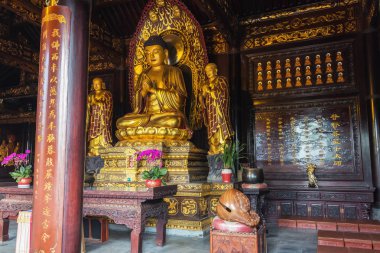 Xi 'an' ın sembolü olan Vahşi Kaz Pagoda 'daki Buda heykeli.