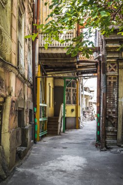 Eski şehrin dar sokakları