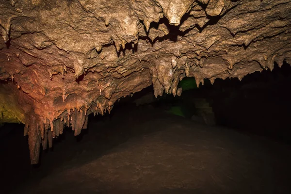 Всередині печери — стокове фото