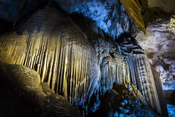 Dentro de las cuevas — Foto de Stock