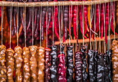 Küçük bir sokak dükkan