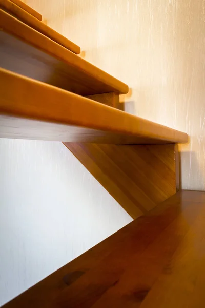 Часть деревянной лестницы — стоковое фото
