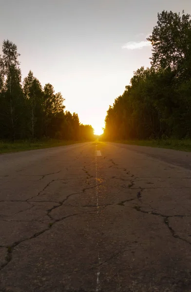 De weg naar de zon — Stockfoto