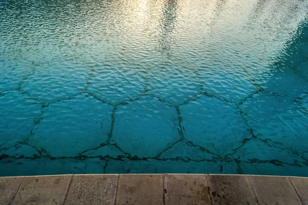 Agua en la piscina —  Fotos de Stock