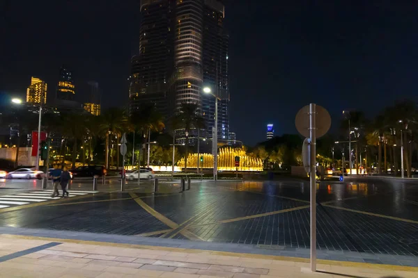 Dubai 'nin gece manzarası — Stok fotoğraf