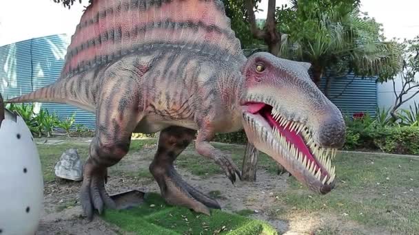 Parco dei dinosauri di Dubai — Video Stock