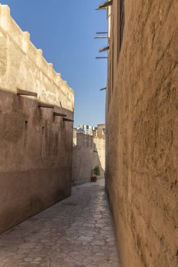 Eski şehrin dar sokakları