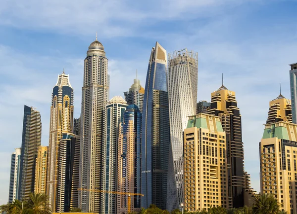Dubai yüksek binaları — Stok fotoğraf