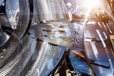 Araba farları soyutlama olarak kapanır..