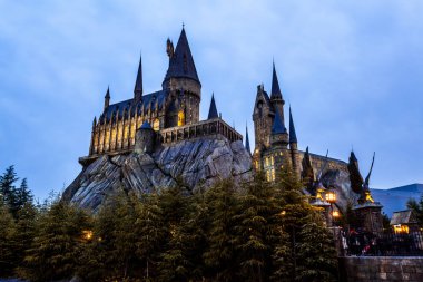 Osaka, Japonya - 20 Mart 2017: Harry Potter cazibe bölge genel stüdyo Japonya Hogwarts okulda