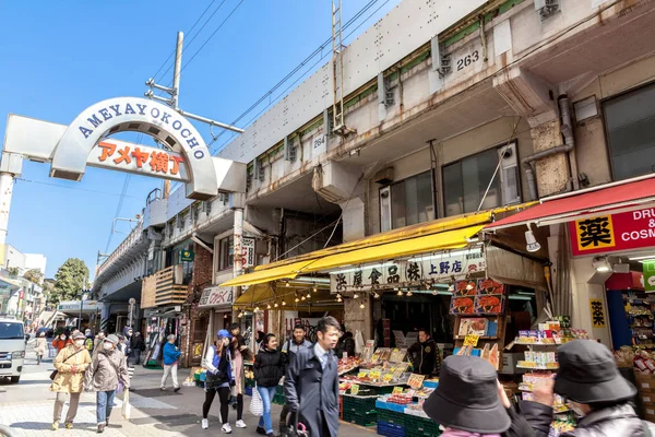 Ueno Tokyo Japón Marzo 2017 Ameya Yokocho Una Calle Mercado — Foto de Stock