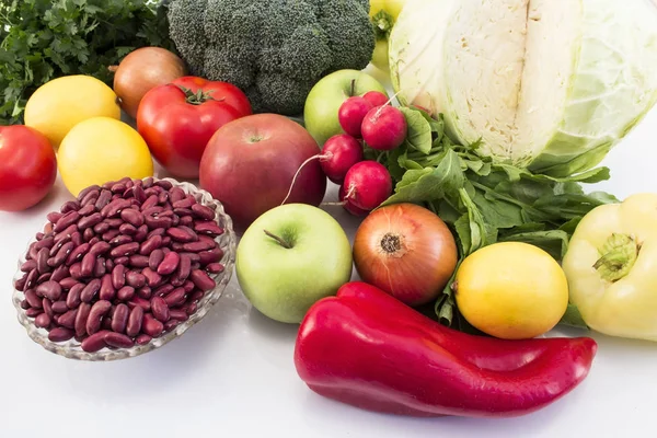 Egészséges Gyümölcsök Zöldségek Fehér Háttér — Stock Fotó