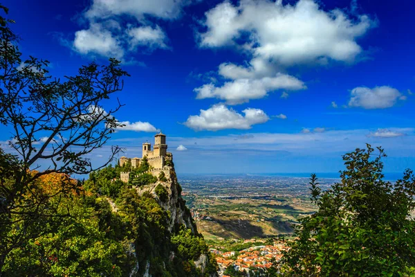 Guaita Kalesi Manzarası (Prima Torre veya La Rocca), San Marino