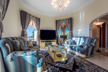 Klasik Stil, ışık mobilya, mermer, lüks yemek odasında.