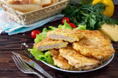 Peynirli ızgara tavuk göğsü. Şükran Türkiye yemek.