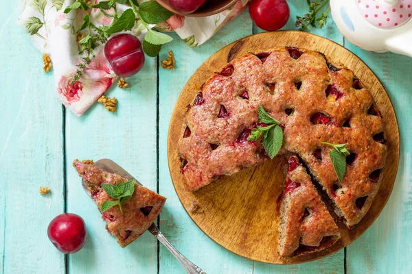 Delicious Dessert Plum Pie Sweet Delicious Holiday Cake Plums Nuts — Stock Photo, Image