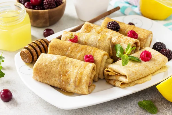 Healthy Pancakes Breakfast Stack Homemade Thin Pancakes Crepes Whole Grain — Stock Photo, Image
