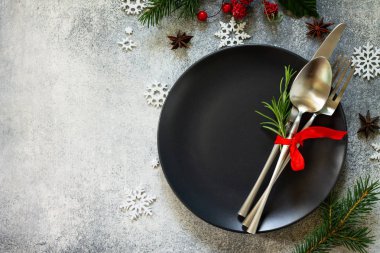 Noel geçmişi. Noel dekorasyon masası. Şenlikli siyah 