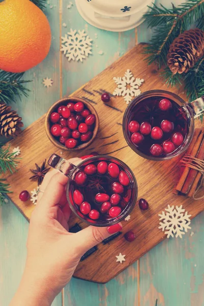 Boże Narodzenie, Dziękczynienia napojów. Gorący zimowy napój z cranberrie — Zdjęcie stockowe