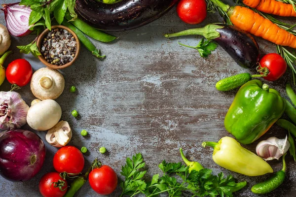 Bio-Lebensmittel. sortierte rohe Bio-Gemüse, Gesundheit — Stockfoto