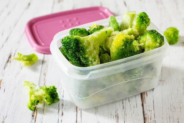 Comida Sana Está Congelada Recipientes Con Brócoli Congelado — Foto de Stock