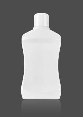 boş ambalaj gargara plastik şişe izole kırpma yoluyla ürün tasarımı için hazır gri arka plan üzerinde