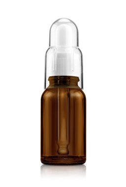 boş ambalaj kahverengi şeffaf cam damlalık serum şişe izole kırpma yoluyla kozmetik ürün tasarımı için hazır beyaz arka plan üzerinde