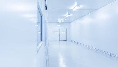 bilim laboratuvarı veya endüstri fabrika arka plan ağ geçidi ve parlak flüoresan ışık ile modern iç