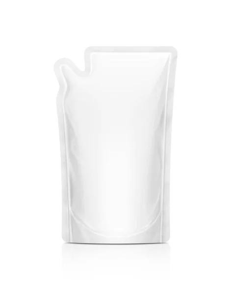 Tomma Förpackningar White Refill Påse Isolerad Vit Bakgrund Med Urklippsbana — Stockfoto