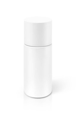 beyaz arka planda izole kozmetik serum şişesi