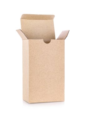 kraft kağıt kutusu beyaz arka plan üzerinde izole