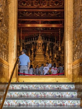 Wat Phra Kaew Tapınağı Zümrüt Buda Bangkok Tayland en popüler dönüm noktası.