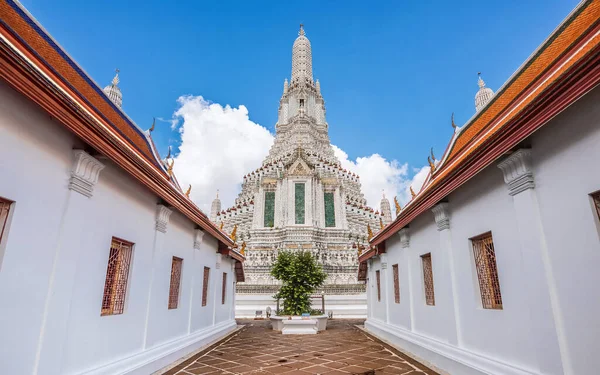 Wat Arun Temple Dawn Wat Arun Ratchawararam Ratchawaramahawihan Den Smukke - Stock-foto