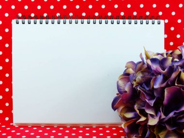 güzel ortanca yapay çiçek buketi