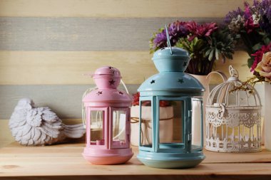 pembe ve mavi mum fener ev dekorasyon