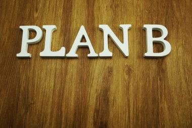 b alfabe harfler üzerinde ahşap arka plan planı