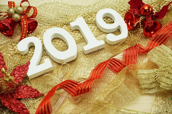 Gott Nytt 2019 Trä Nummer Glänsande Tinsel Bakgrund — Stockfoto