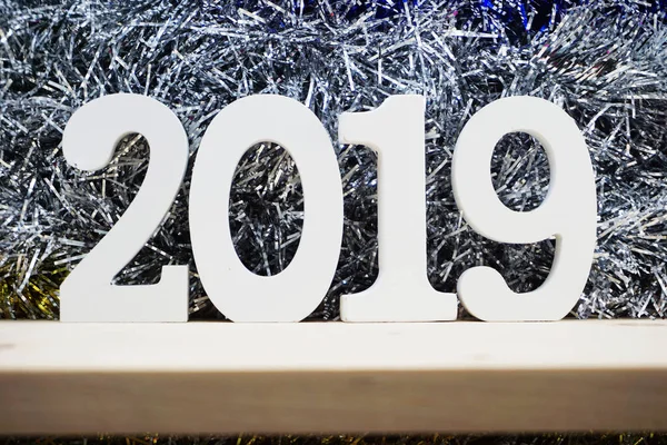 Feliz Ano Novo 2019 Número Madeira Fundo Ouropel Brilhante — Fotografia de Stock