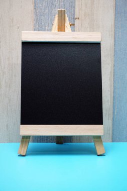 Mini tramvay arabası ve Uzay ahşap şelat kara tahta