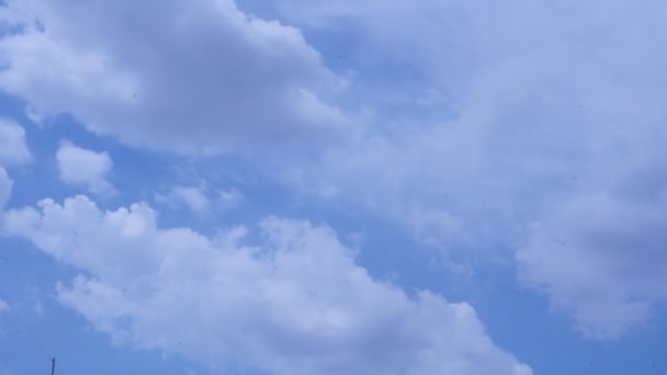 Tiempo Lapso Cielo Azul Fondo Con Nubes Blancas — Vídeos de Stock