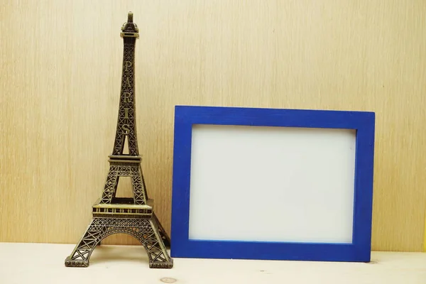 Space Photo Frame Mock Eiffel Tower Souvenir Wooden Background — Stock Photo, Image
