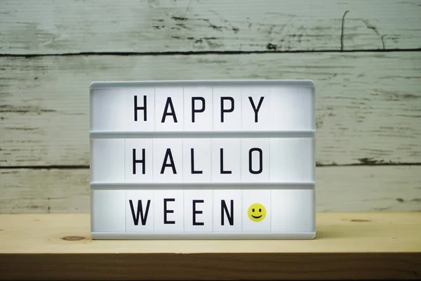Veselý Halloween Text Rámečku Světlo Dřevěném Pozadí — Stock fotografie