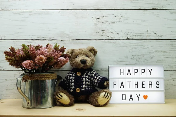 Happy Fathers Day Parola Sulla Scatola Luminosa Con Orsacchiotto — Foto Stock