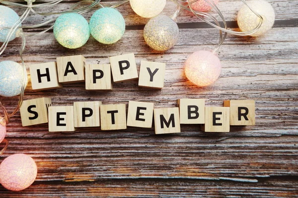 Happy September Alfabet Brief Met Led Cotton Ball Decoratie Houten — Stockfoto
