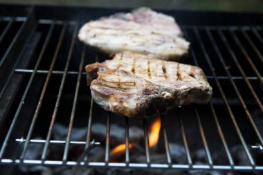 T-Bone chop domuz Barbekü ızgara