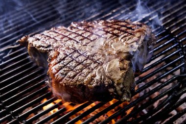 Porterhouse biftek fırında Barbekü ızgara