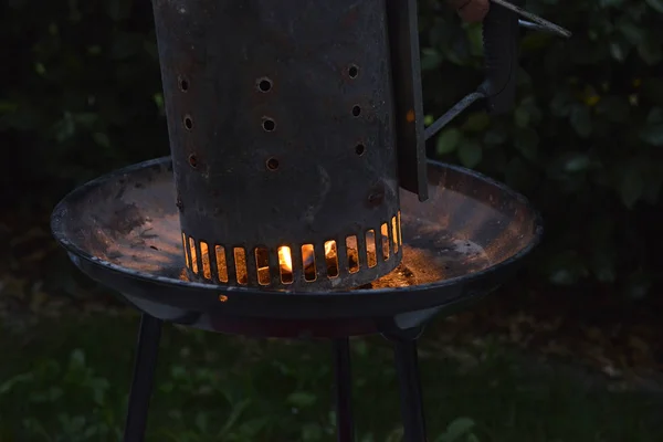 Antändning Träkol Grill Skorsten Mörkret — Stockfoto