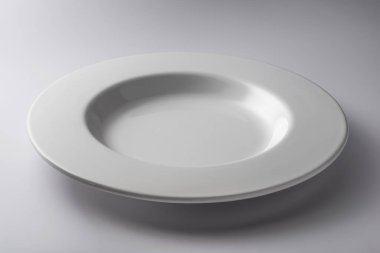 Yüksek kalınlıkta yuvarlak beyaz kase