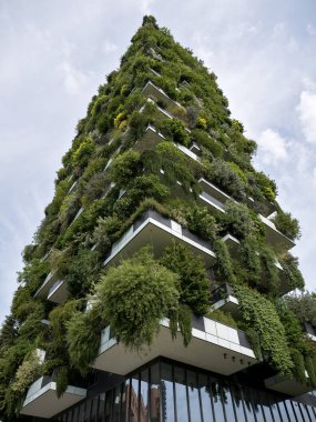 Milano'da Yeni Konut Binası- Dikey Orman