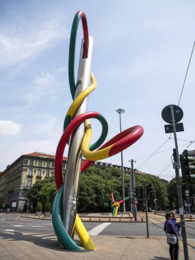 Cadorna Meydanı 'nda iğne hattı ve düğüm Milan